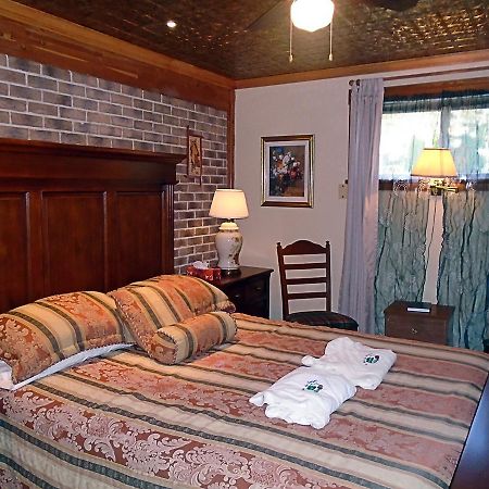 Gite La Halte Du Verger Bed And Breakfast Rivière-du-Loup Exterior foto